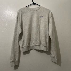 🌺Grey Divided Crew Neck